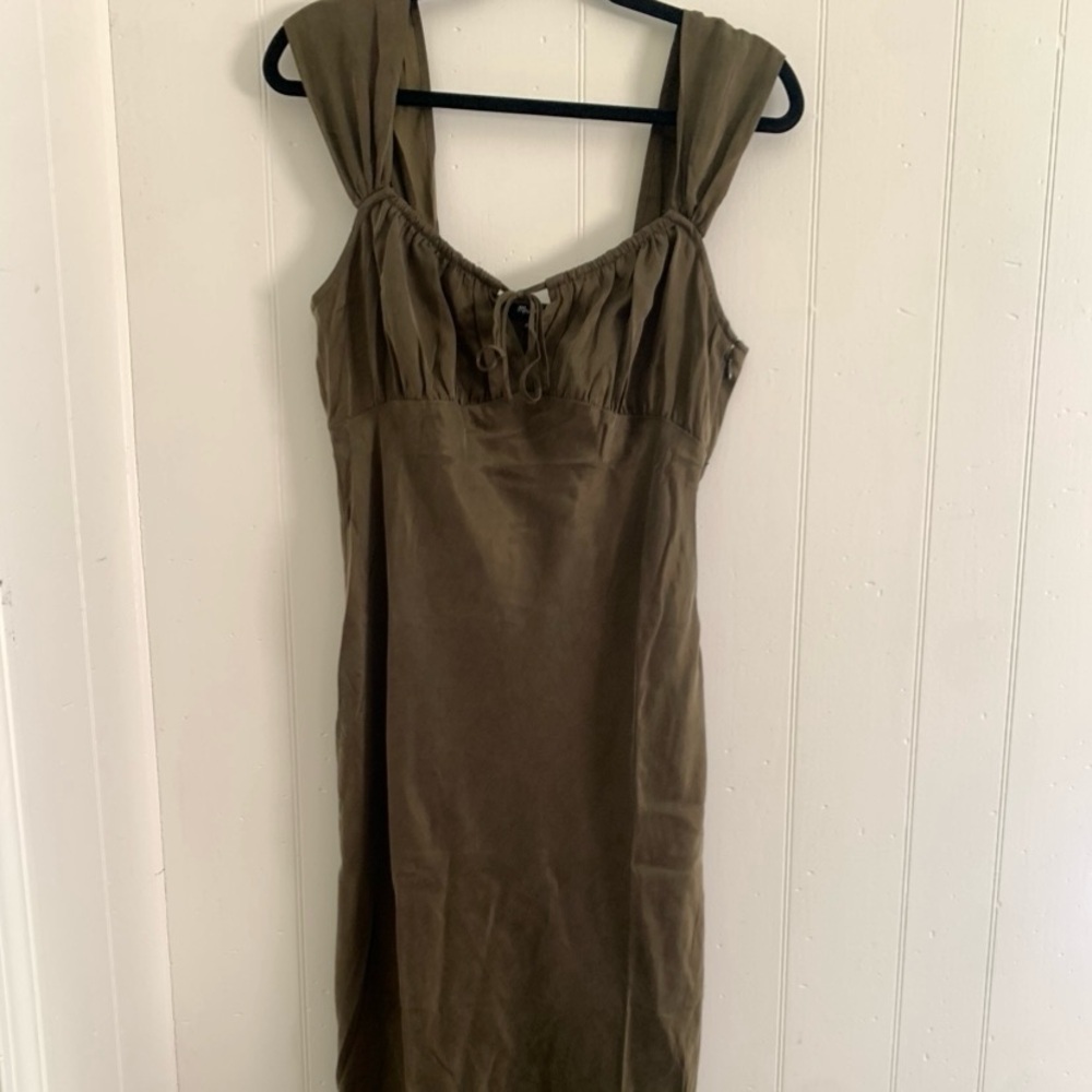 Madewell NWT sexy green peasant dress. Square neck midi. Size 8, never worn. - Picture 3 of 6